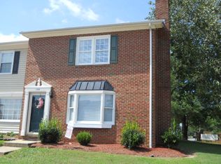 100 Dominion Ct, Roanoke Rapids, NC 27870
