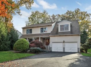 516 Grove St, Ridgewood, NJ 07450