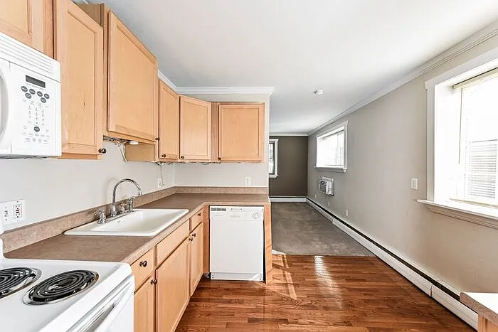 1 S Pennsylvania St #201 — Photo 2