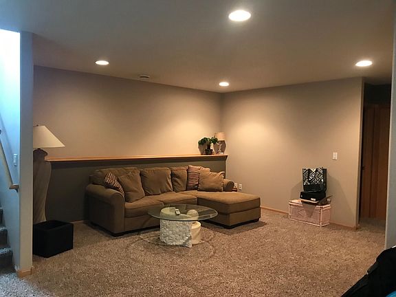 5th image of 3219 11th Ave S