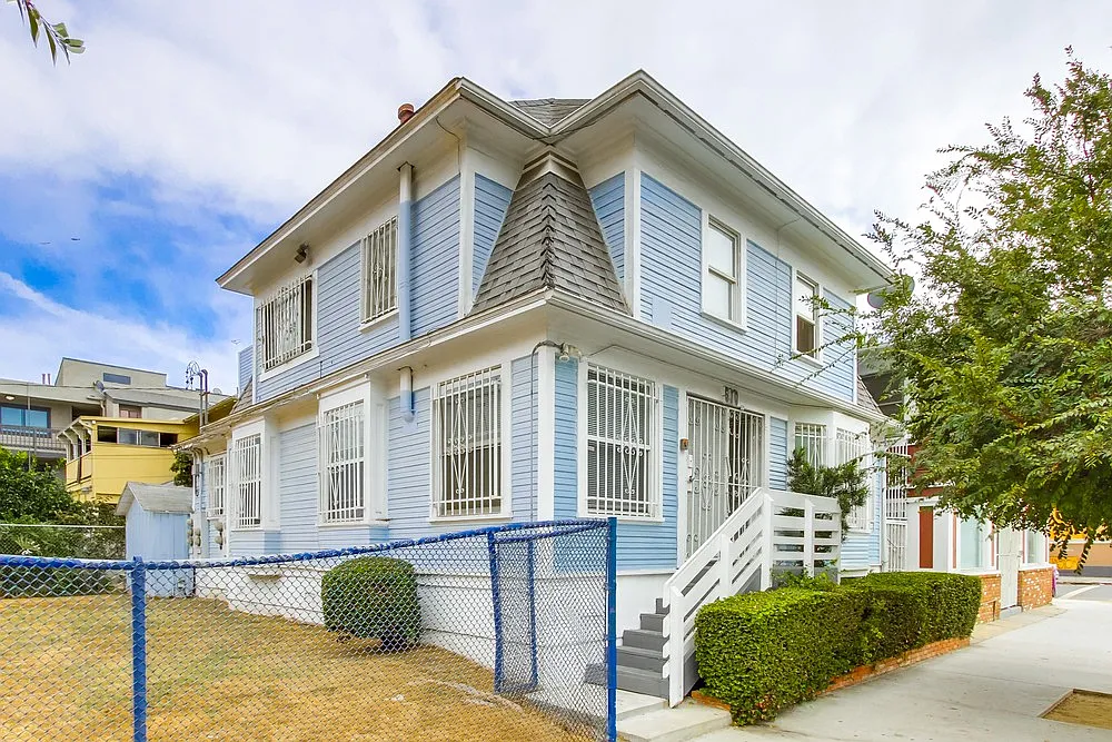 Building Photo - 510 Elm Ave #3