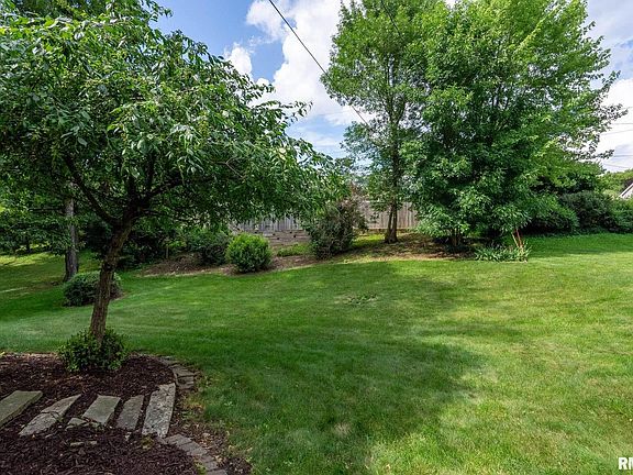 3rd image of 2549 30th Avenue Ct