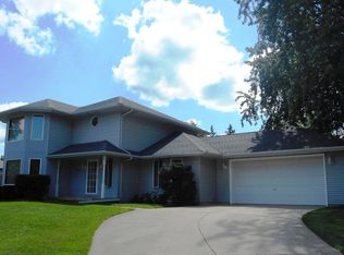 3217 Stewart Dr, Darien, IL