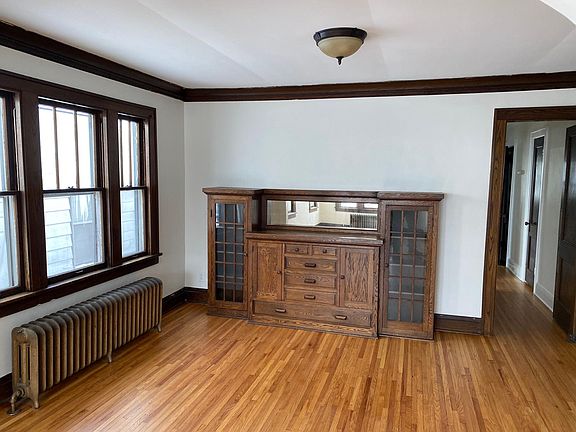 5th image of 3409 Lyndale Ave S APT 2