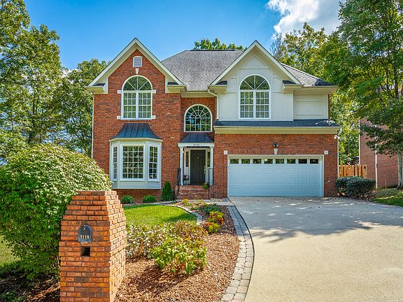4th image of 3118 Olde Towne Ln