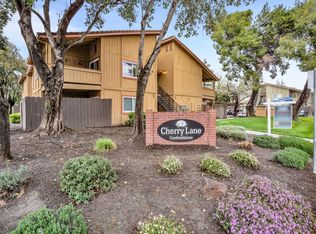 496 Cherry Ln APT H, Manteca, CA