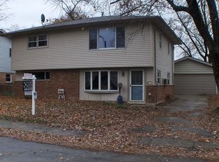 135 Nashua St, Park Forest, IL 60466