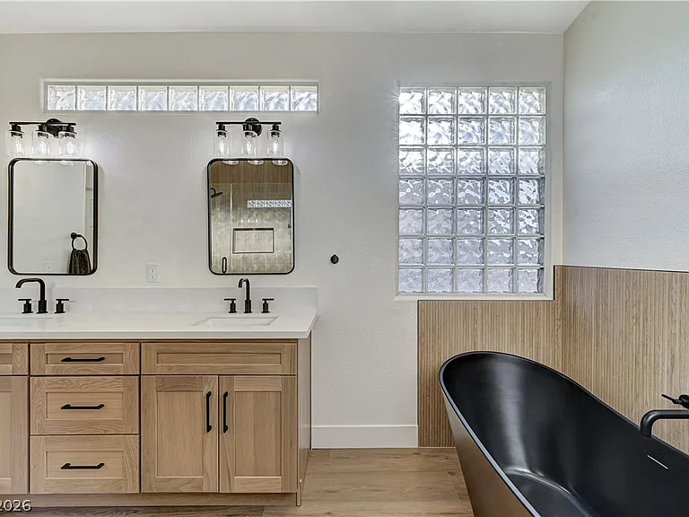 1317 Fox Acres Dr — Photo 45