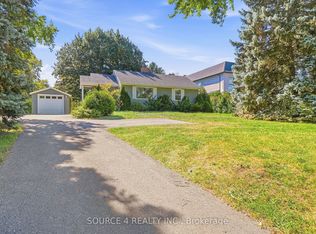 392 4th Line, Oakville, ON L6L5A4