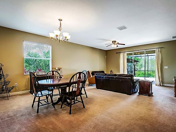 4th image of 10618 Blue Coral Ln