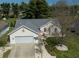 365 Hickory Dr SE, New Philadelphia, OH
