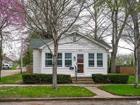 502 S Broad St, Lacon, IL 61540