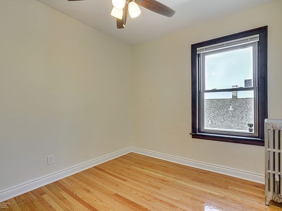 3rd image of 4158 S Rockwell St #3F