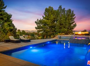 7748 Marquand Ave, Canoga Park, CA 91304