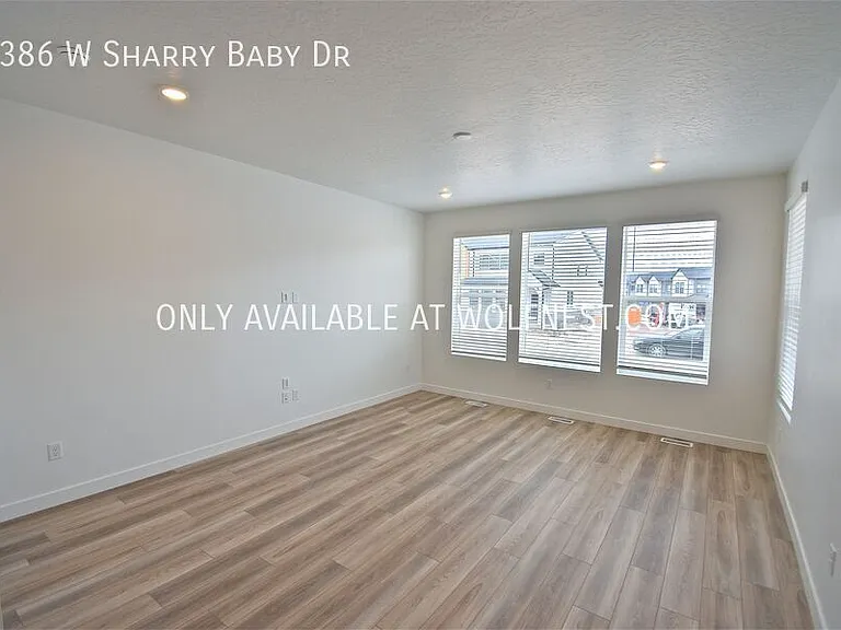 1386 W Sharry Baby Dr — Photo 3