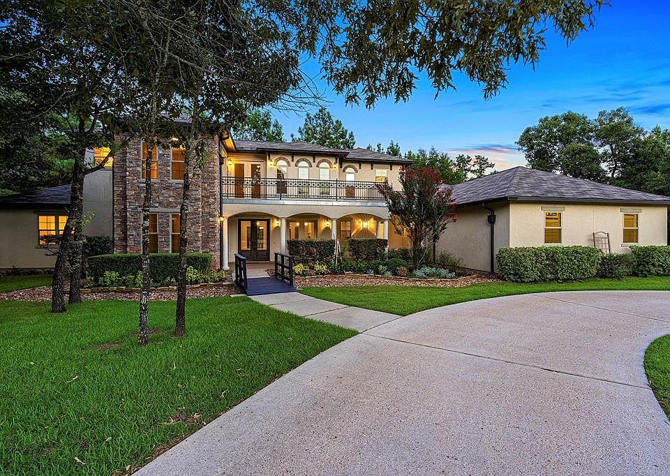 1st image of 26125 Buckland Ct