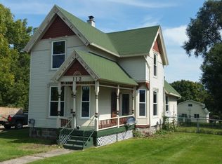 112 Arlington St, Middleville, MI 49333