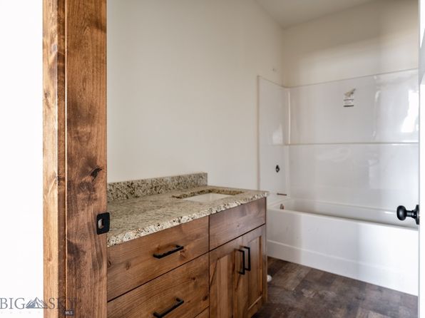 26 Thomas Way, Dillon, MT 59725