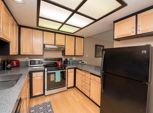 2104 Chianti Dr, Santa Rosa, CA 95403