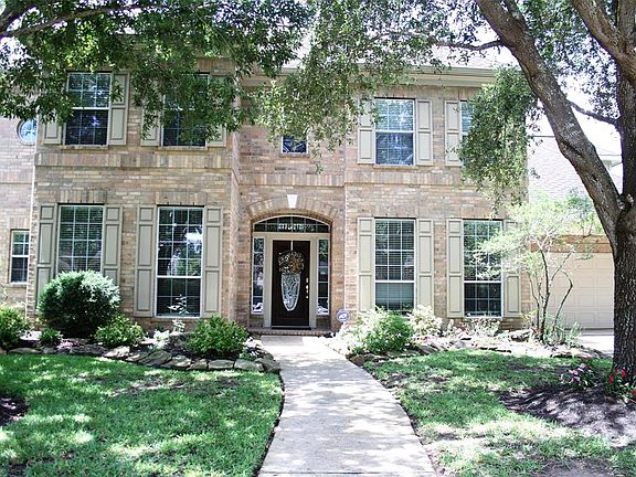 4th image of 3411 Kingston Dr