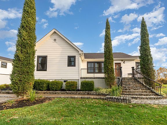 003_508_farrell_dr_30-edit-1_688