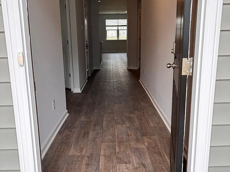477 Lake Ridge Blvd — Photo 17
