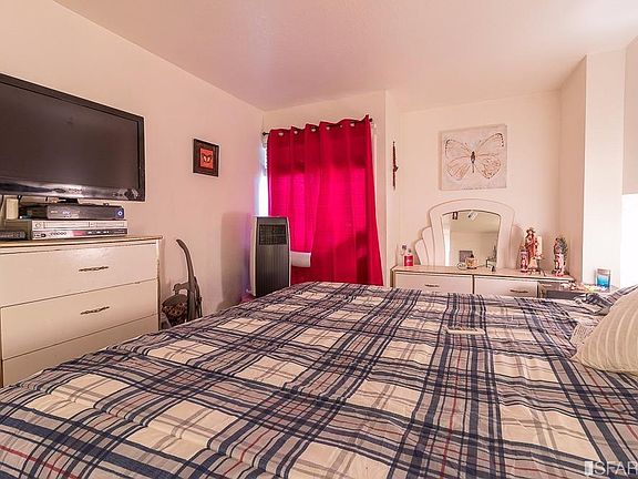 5th image of 125 Monte Verano Ct