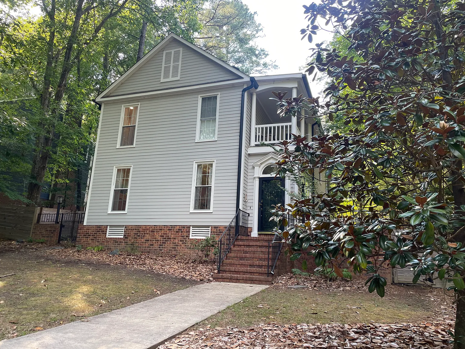 4 bed, 2.5 bath, 2063 sqft, $5,000 — Photo 3