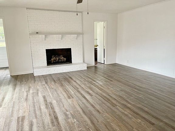 3rd image of 792 W Center St
