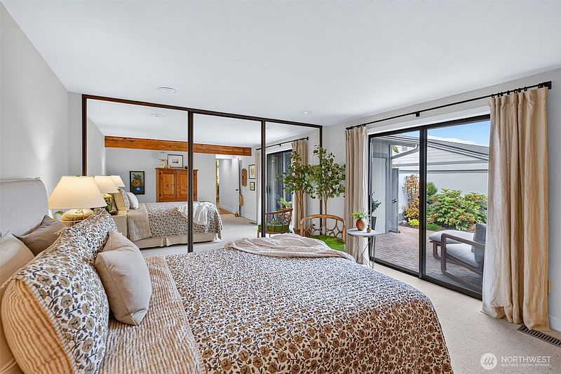 4th image of 1310 Castlerock Avenue #8