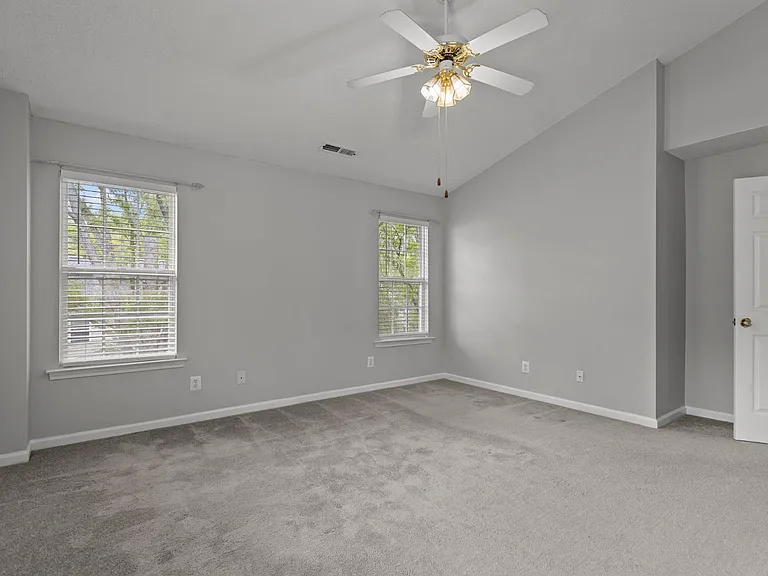 5316 Corinthian Way — Photo 19