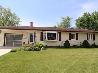 1004 E Cass St, Saint Johns, MI