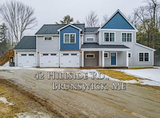 42 Hillside Rd, Brunswick, ME 04011