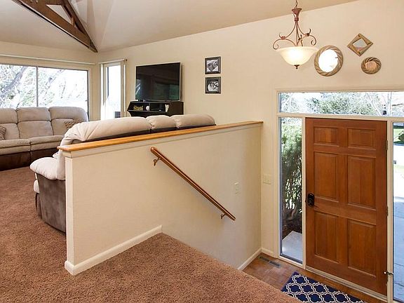 5th image of 3827 Audubon Way