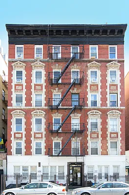 Rented by REAL New York | media 21