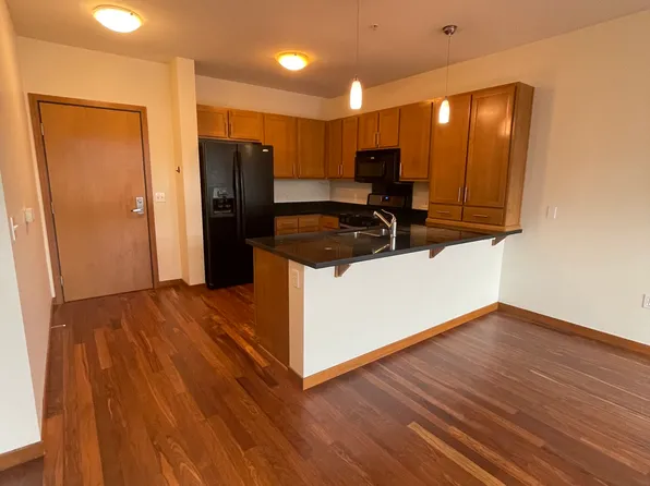 2335 NW Raleigh St #A, Portland, OR 97210