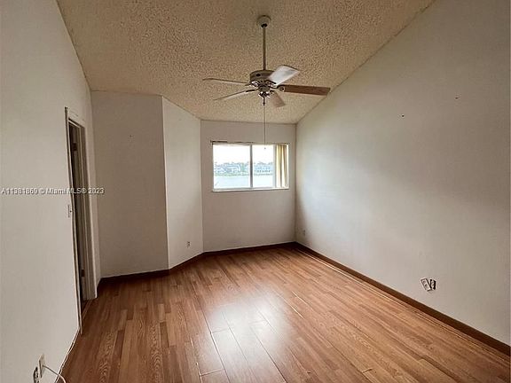 5th image of 3473 NW 44th St APT 203