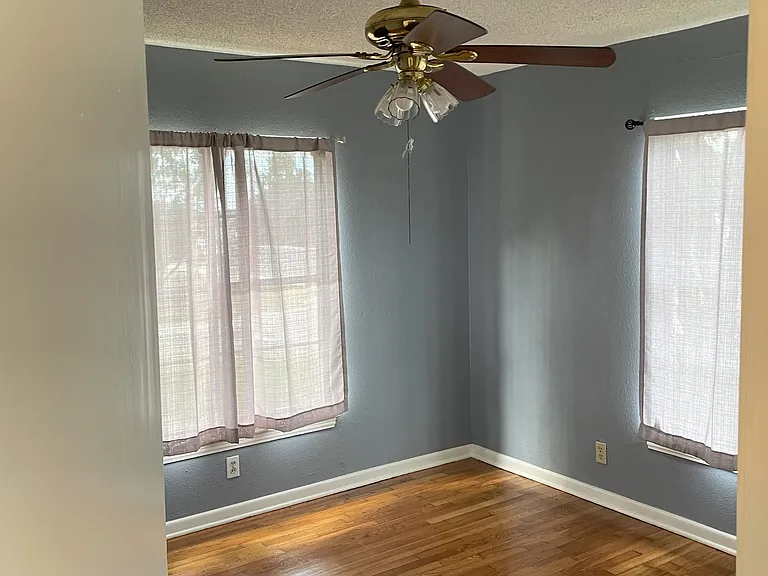 742 Olney Dr — Photo 8