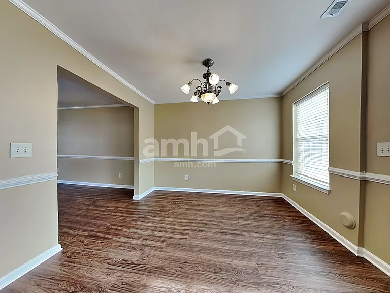 205 N Fuquay Springs Ave — Photo 4