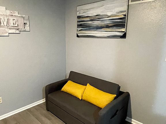 4th image of 2301 Edenborn Ave APT 208