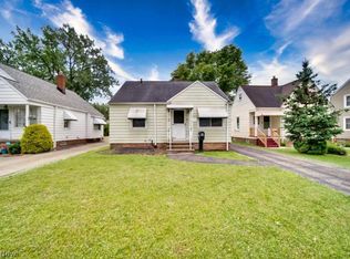 12416 Thraves Rd, Garfield Heights, OH 44125