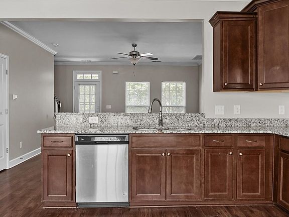 3rd image of 4316 Summercrest Blvd APT 105