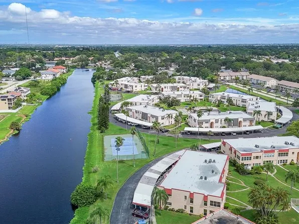 116 Elmwood Cir, Seminole, FL 33777