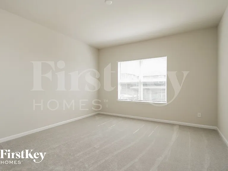 3058 Hill Point St — Photo 9