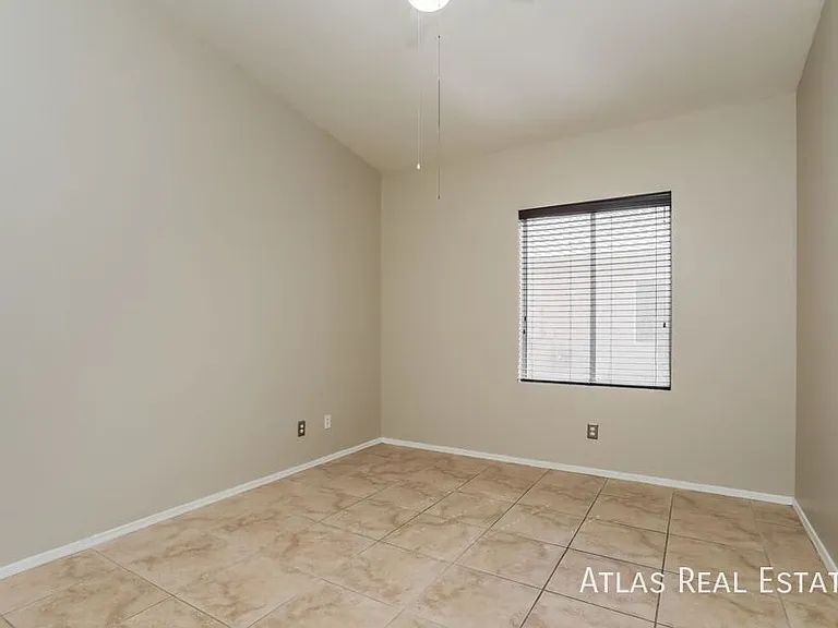 9005 N Silver Moon Way — Photo 13