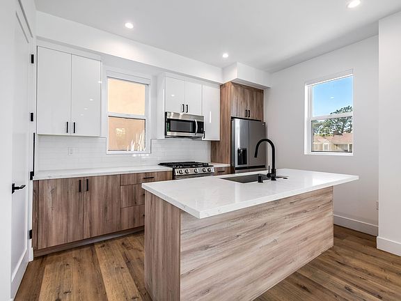 2nd image of 5044 Laurel Canyon Blvd #1