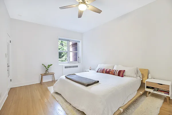 Sold by Compass | media 5