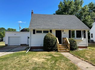 908 7th St, Allison, IA 50602