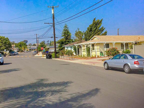 3rd image of 2268 Finch Ln