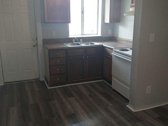 5th image of 427 W G St #12